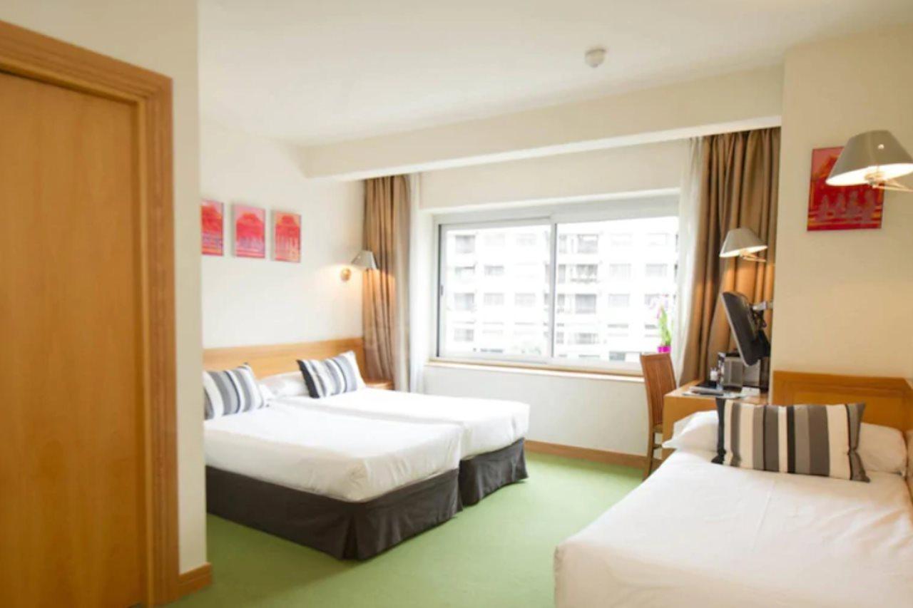 Hotel Zaragoza Plaza San Sebastian Exterior photo